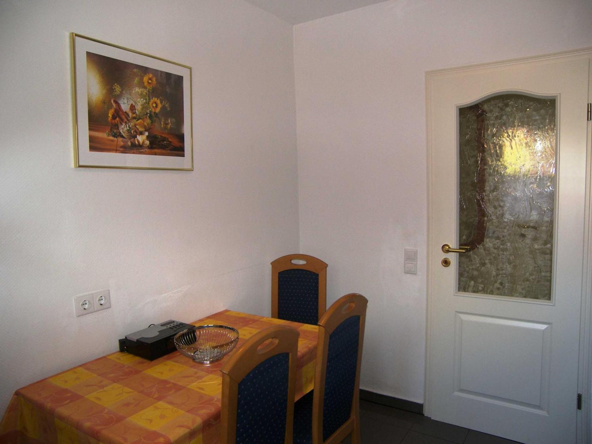 Ads-Ferienwohnungen Ca 20 Gehminuten Zum Ostseestrand ユッケリッツ 部屋 写真
